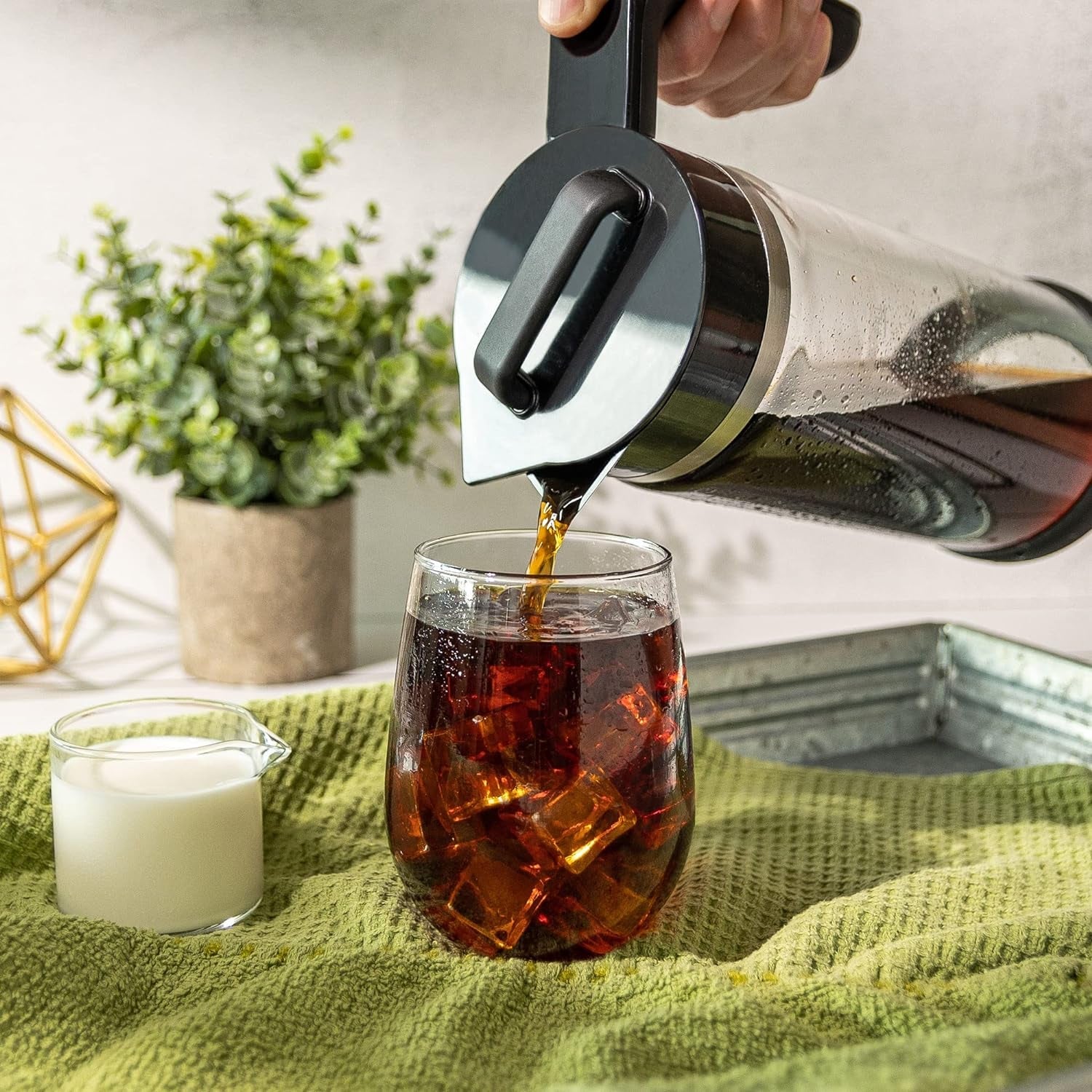 5 - Minute Electric Cold Brew Coffee Maker with 4 Brew Strengths - Easy Clean Glass Carafe - Ideal for Iced Coffee! - Nourishment Tapestry